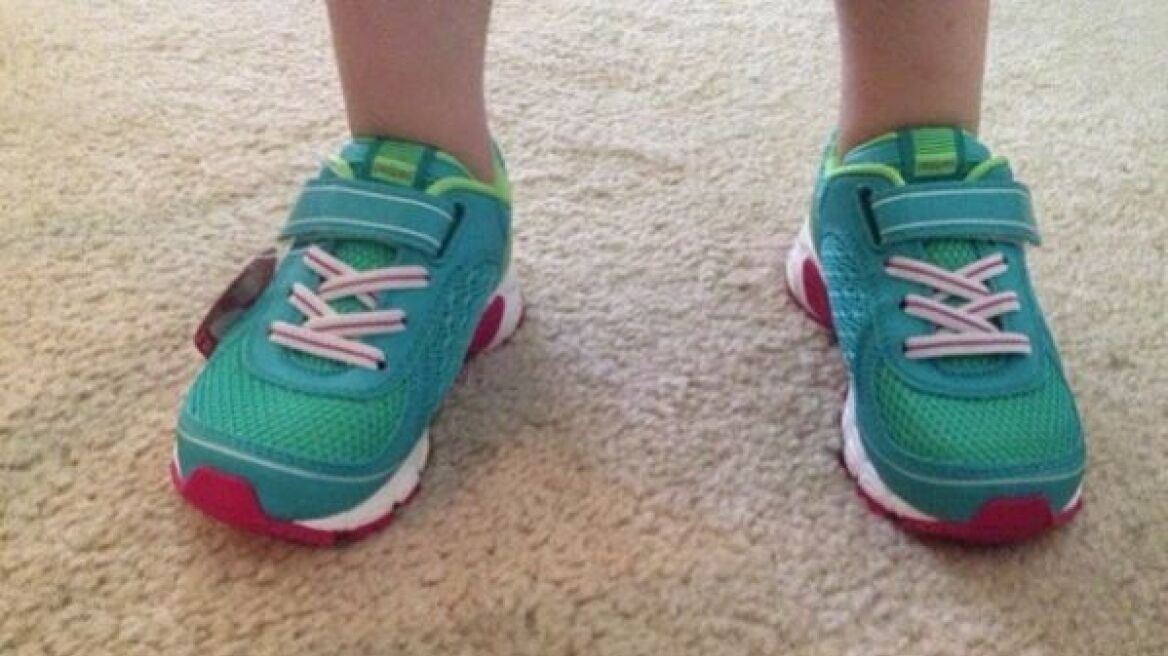 «Πώς επιλέγω τα σωστά παιδικά παπούτσια για το παιδί μου;»