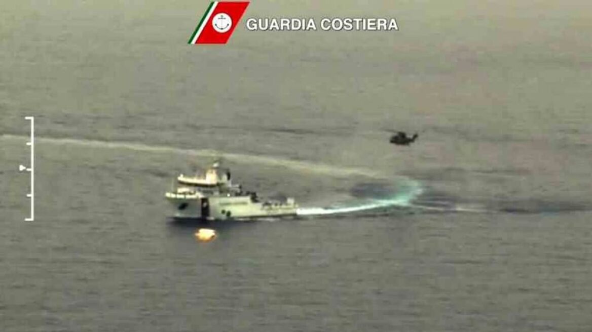 Ιταλία: Συνέλαβαν δύο δουλέμπορους για το ναυάγιο με τους 900 νεκρούς