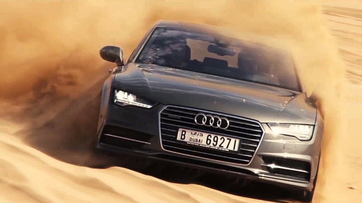Παιχνίδια με το Audi A7 στην άμμο! (vid)