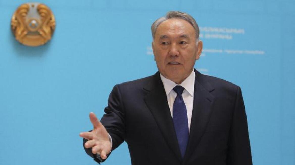 Ο πρόεδρος του Καζακστάν απολογείται για την επανεκλογή του με ποσοστά... Βορείου Κορέας