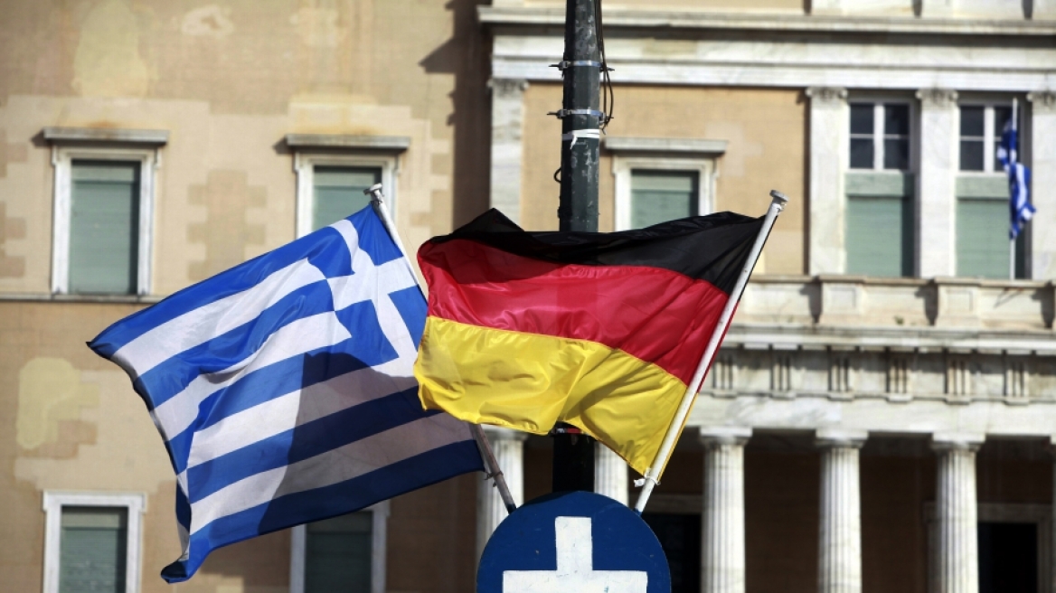 Forbes: Η Γερμανία πρέπει να αποζημιώσει την Ελλάδα