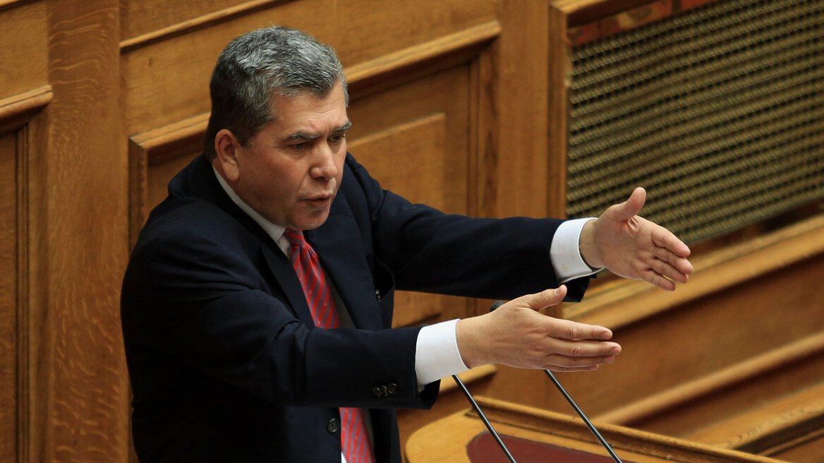Μητρόπουλος: Να δώσει την έγκρισή του ο ελληνικός λαός πριν από οποιαδήποτε συμφωνία