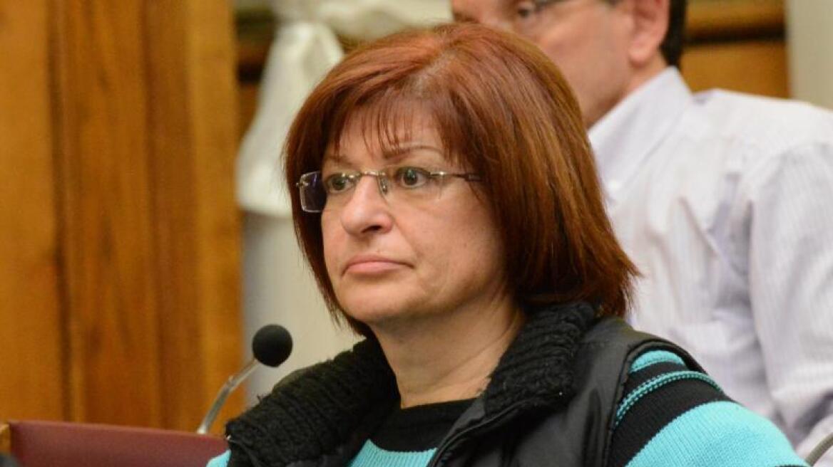 Διαμάντω Μανωλάκου: Να μην εξωραΐζει η Ζωή Κωνσταντοπούλου τη Χρυσή Αυγή