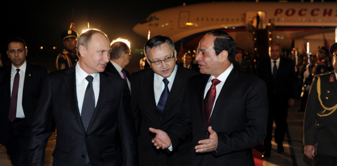 Αίγυπτος: Ο αλ-Σίσι επιδιώκει σύσφιξη των σχέσεων με τη Ρωσία