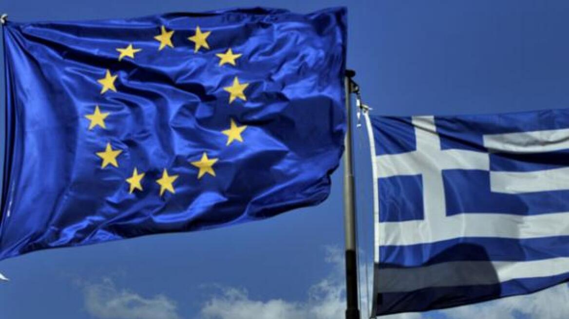 Die Welt: Οι Ευρωπαίοι μετάνιωσαν που δεν άφησαν την Ελλάδα να χρεοκοπήσει το 2010