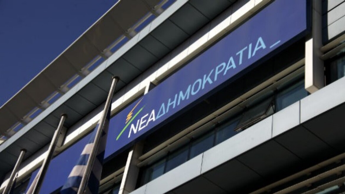 ΝΔ: Διαψεύδει τηλεφωνική επικοινωνία Σαμαρά-Μέρκελ