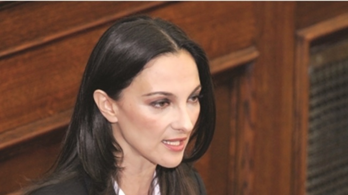 Επιτροπή για την ανάπτυξη του ιατρικού τουρισμού ανακοίνωσε η Ελενα Κουντουρά