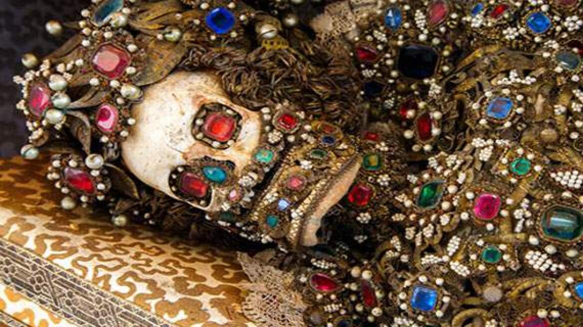 “Catacomb Saints” – Rome’s decorated dead