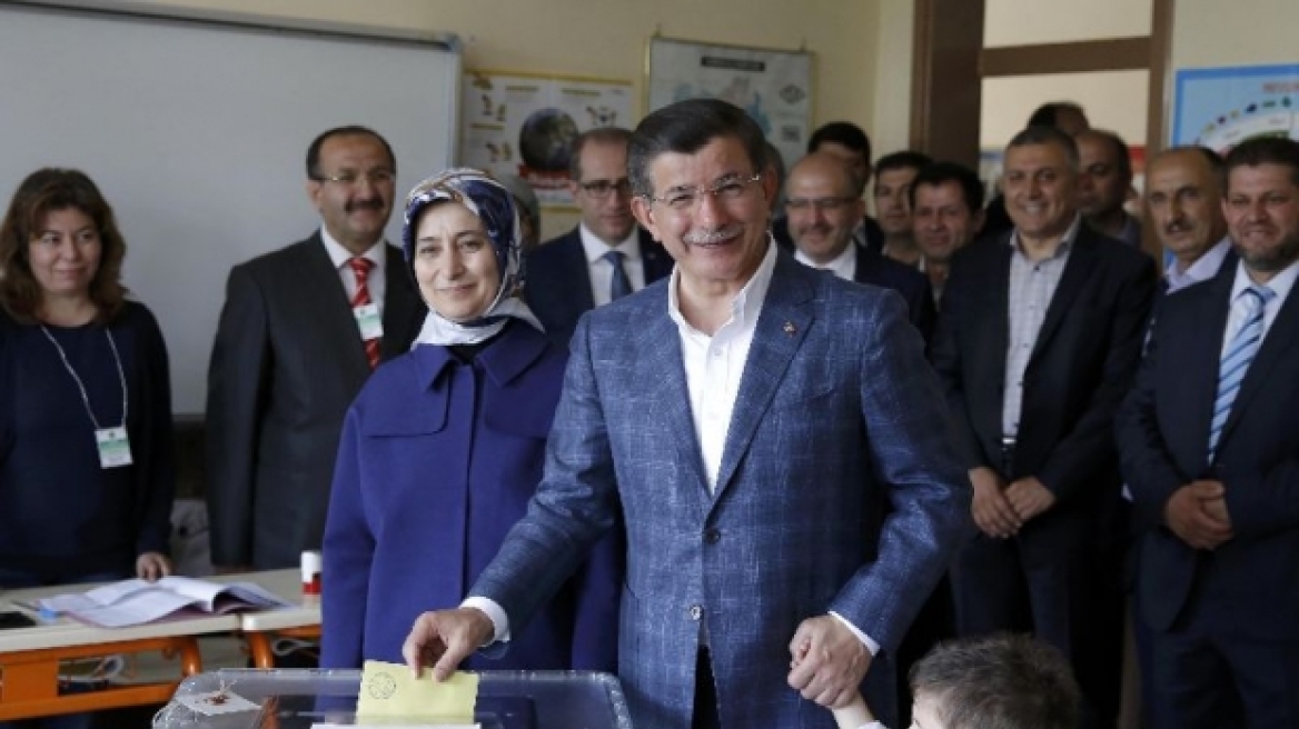 Τουρκικές εκλογές: Σενάρια για κυβέρνηση συνασπισμού