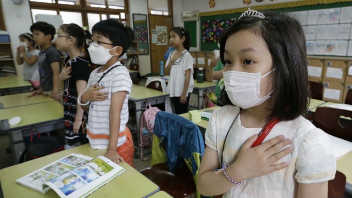 Ν. Κορέα: Άνοιξαν ξανά τα σχολεία υπό τον φόβο του MERS 