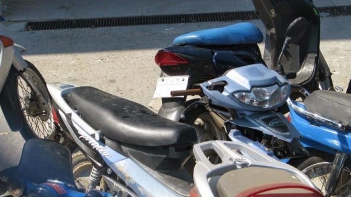 Πιτσιρίκια έκλεβαν μοτοσικλέτες στην Κεφαλονιά
