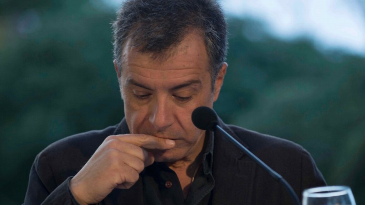 Θεοδωράκης στη La Repubblica: Ο λαός δεν ψήφισε τον Τσίπρα για να μας οδηγήσει σε Grexit