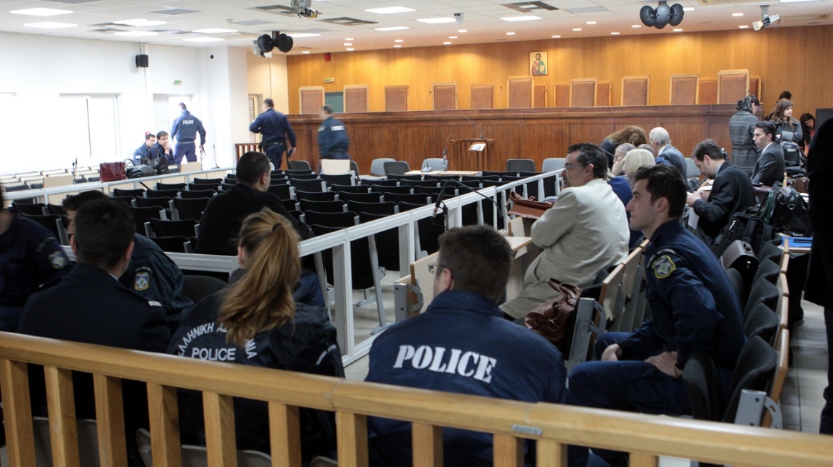 Δίκη Χρυσής Αυγής: «Μάχη» για την παράσταση πολιτικής αγωγής σε βάρος της ηγετικής ομάδας