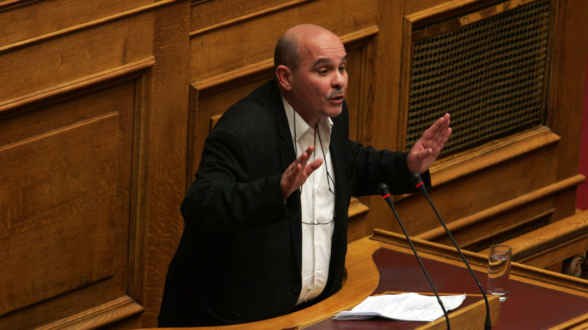 Άρχισαν τα όργανα: Δεν ψηφίζω τέτοια συμφωνία, λέει ο Μιχελογιαννάκης