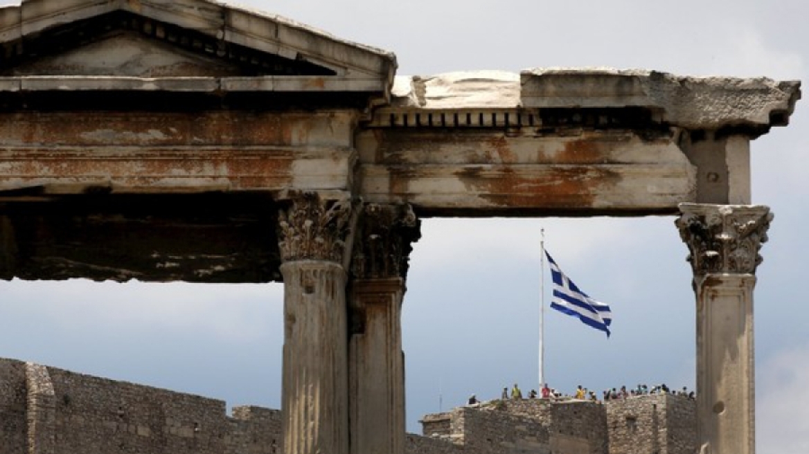 FT: Μην αφήσετε την Ελλάδα να γίνει Βοσνία-Ερζεγοβίνη ή Συρία