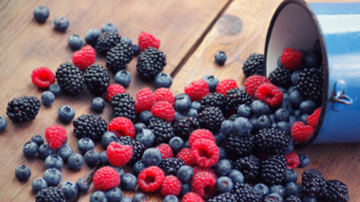 Τρώγε berries και superfoods για ν’ αντέξεις στα δύσκολα
