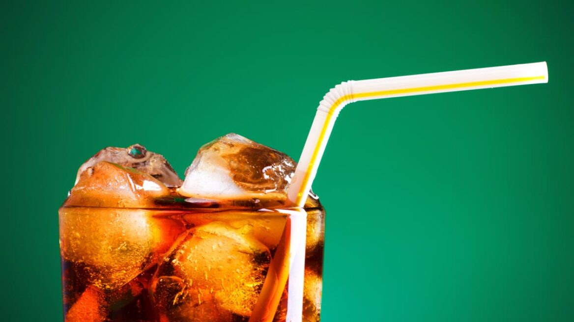 Έρευνα: Τα αναψυκτικά και άλλα ποτά με ζάχαρη σκοτώνουν 184.000 ανθρώπους κάθε χρόνο