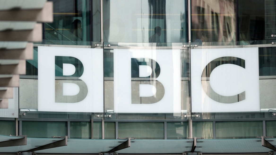 BBC: Σκοπεύει να "κόψει" χίλιες ακόμα θέσεις εργασίας!