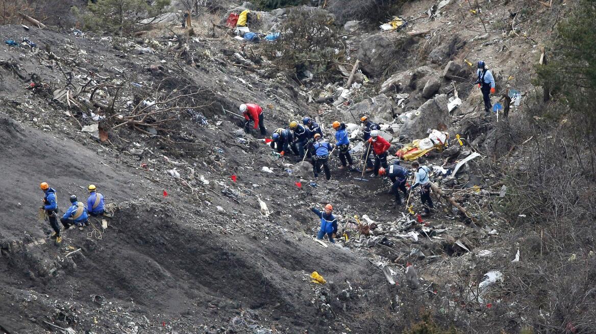 Τραγωδία Germanwings: Η Lufthansa πληρώνει 25.000 ευρώ για κάθε θύμα ως αποζημίωση 