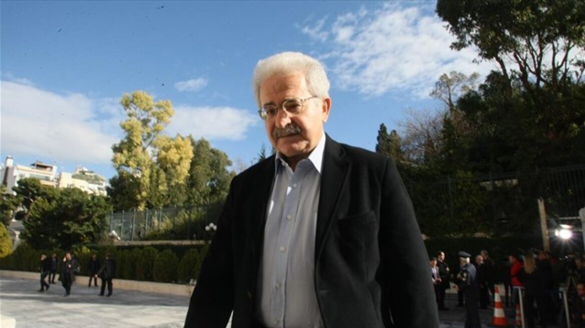 Μίμης Ανδρουλάκης: Η υπερβολική εμπιστοσύνη στον Βαρουφάκη ταφόπλακα για τη χώρα