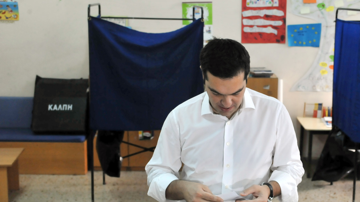 Ιούνιος 2015: Ο Τσίπρας έλεγε ότι δεν θα κάνει δημοψήφισμα και πως θα πάρει ο ίδιος την ευθύνη