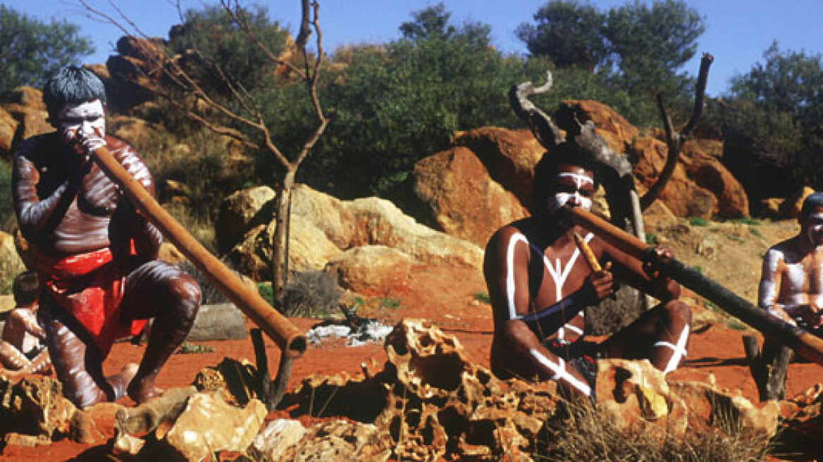 Αυστραλία: Πρόταση του Τόνι Άμποτ για αναγνώριση των Αβορίγινων
