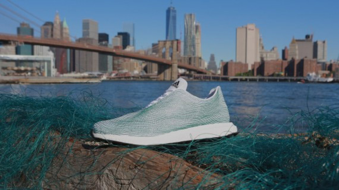 Η Adidas δημιούργησε παπούτσια από τα απόβλητα των ωκεανών