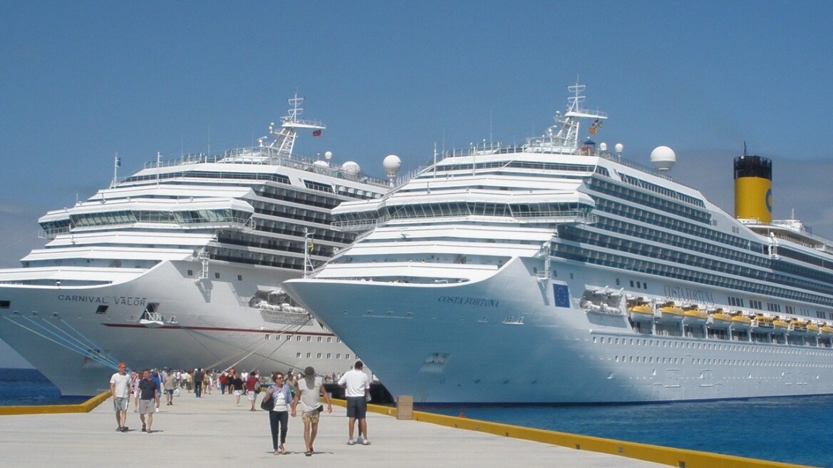 Οι εταιρείες κρουαζιέρας ετοιμάζονται να πάρουν τα πλοία τους από την Ελλάδα