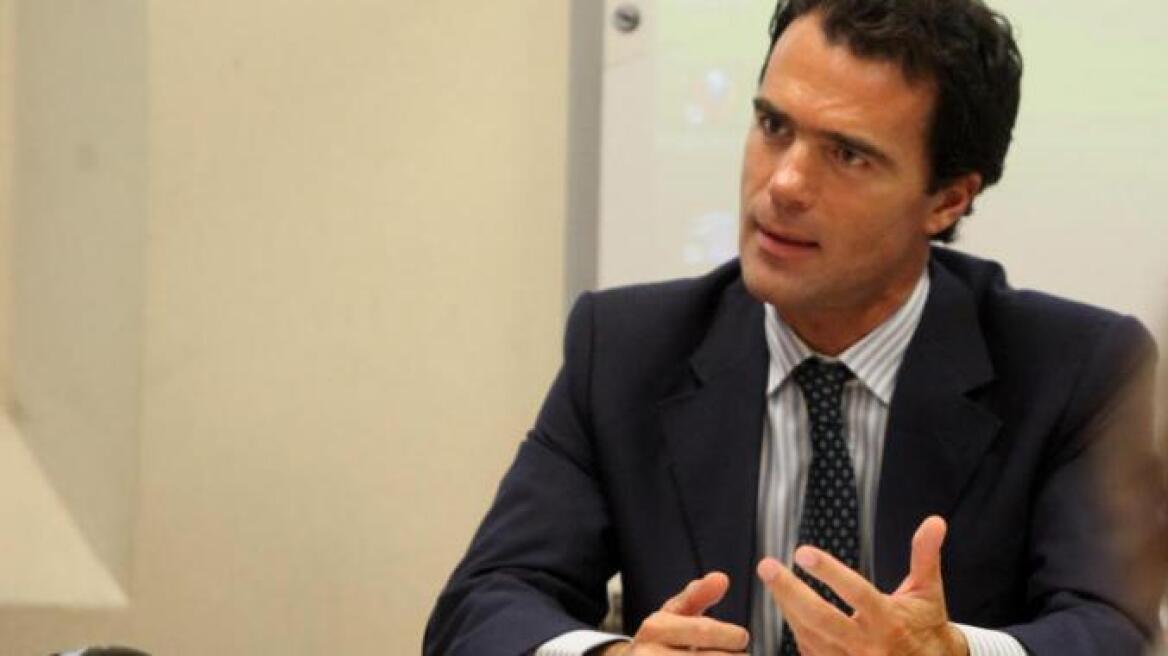 Ιταλός αξιωματούχος: «Αν δεν ήταν ο Ρέντσι και ο Ολάντ, σήμερα η Ελλάδα θα ήταν εκτός ευρώ»
