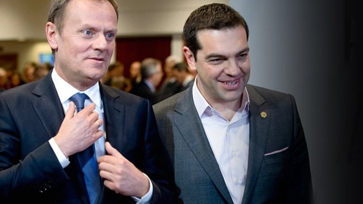 O Τουσκ αποκαλύπτει πώς η Ευρώπη έφτασε ένα βήμα πριν το Grexit 