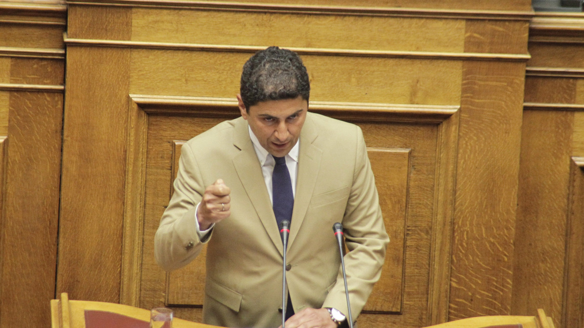 Αυγενάκης και άλλοι 20 βουλευτές της ΝΔ ερωτούν: Υπάρχει υπουργός με offshore;