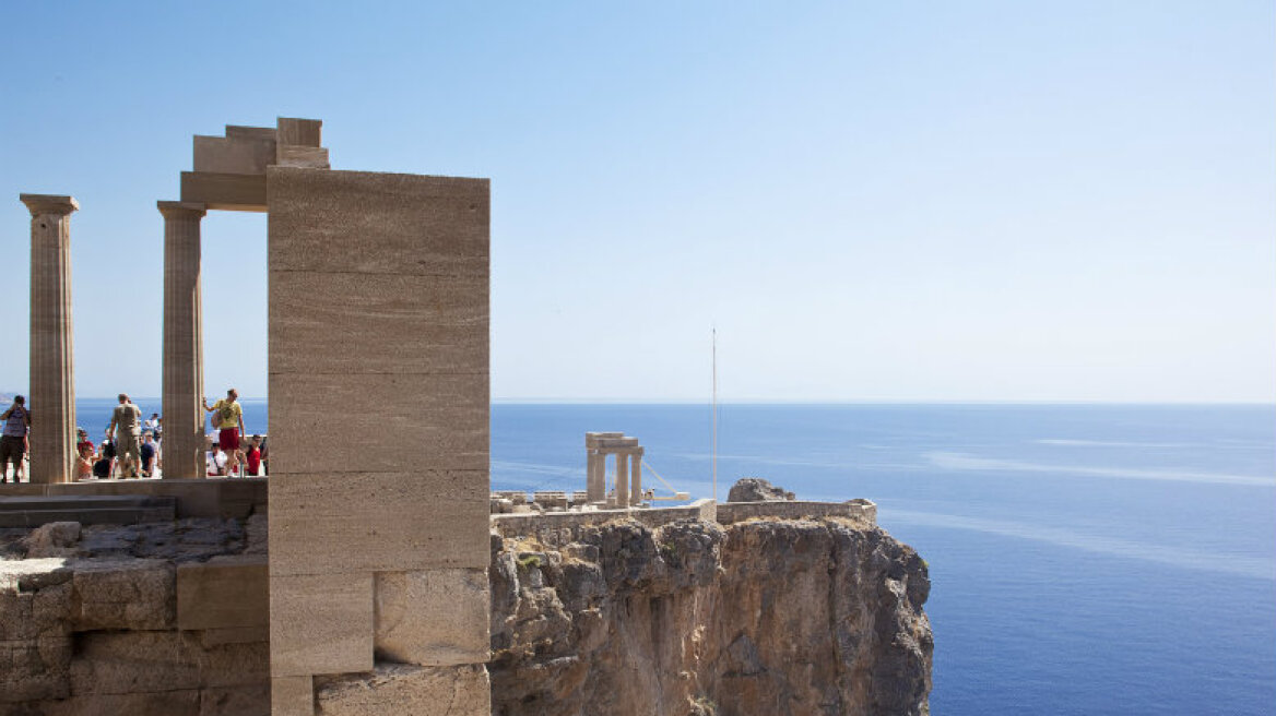 Γάλλοι τουρίστες: «Μας ανήκουν όλα στην Ελλάδα»