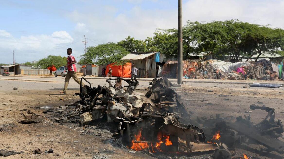 Σομαλία: Έκρηξη σε ξονοδοχείο από επίθεση αυτοκτονίας - Τουλάχιστον 13 νεκροί