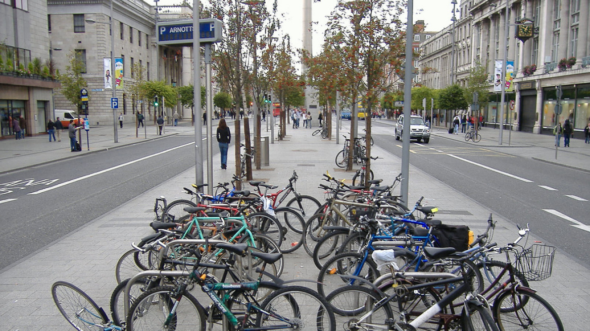 Πορτογαλία: Η κυβέρνηση παροτρύνει τους υπαλλήλους της να χρησιμοποιούν ποδήλατο
