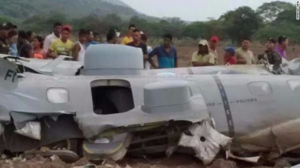 Κολομβία: Συνετρίβη στρατιωτικό αεροπλάνο – 11 νεκροί