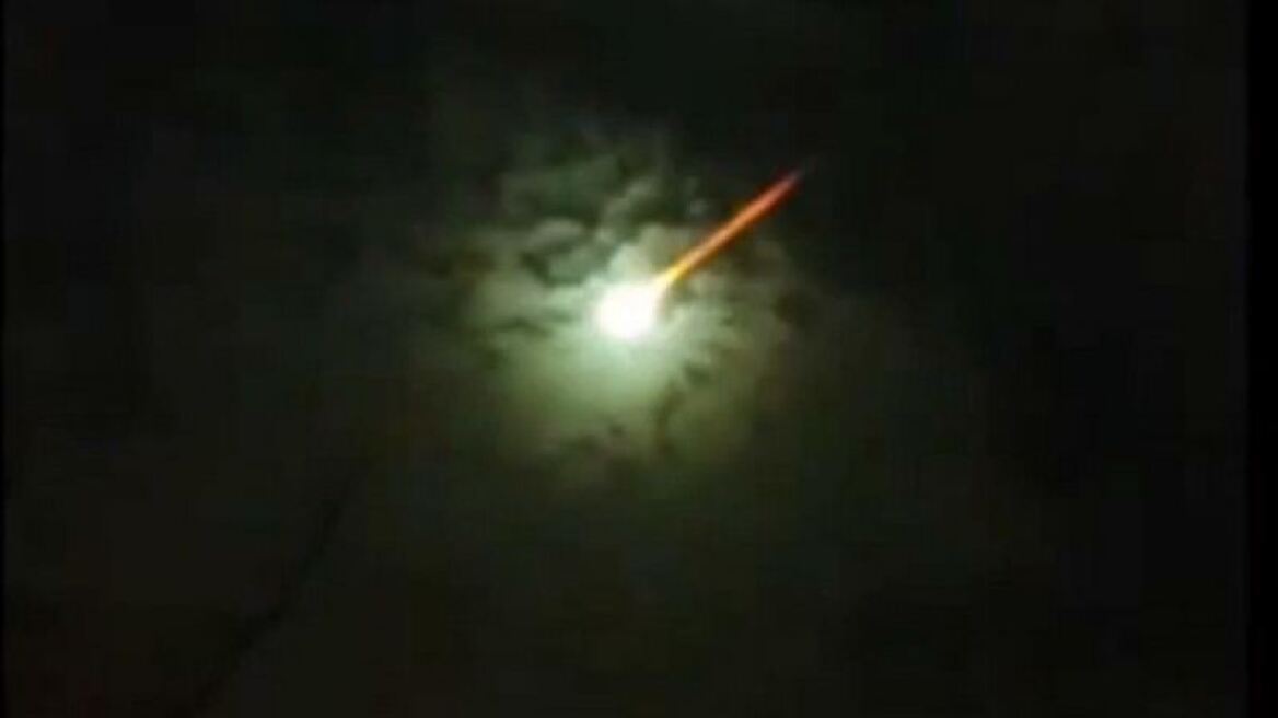Βίντεο: Τεράστιος μετεωρίτης βάζει «φωτιά» στον ουρανό του Μπουένος Άιρες