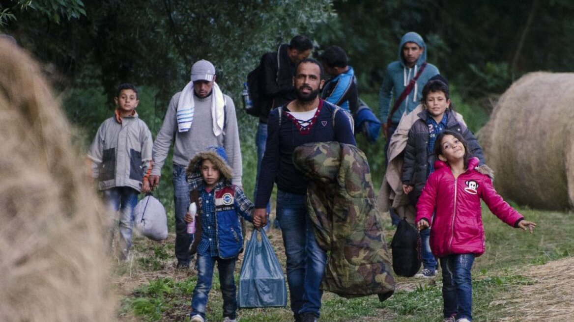 «Κλείνει» τα σύνορα για τους πρόσφυγες η Ουγγαρία