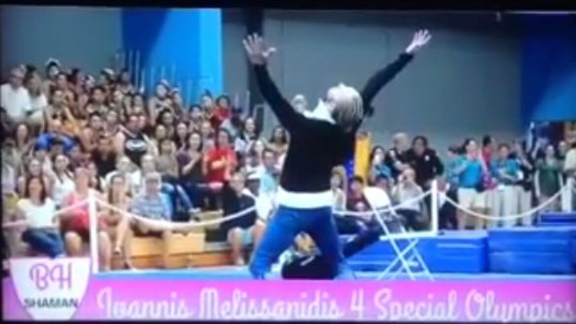 Βίντεο: Ο Ιωάννης Μελισσανίδης χορεύει το Ζεϊμπέκικο της Ευδοκίας
