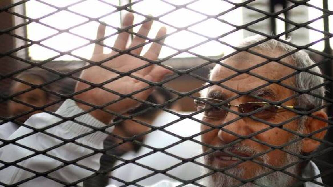 Αίγυπτος: Σε ισόβια καταδικάστηκε ο ηγέτης της Μουσουλμανικής Αδελφότητας