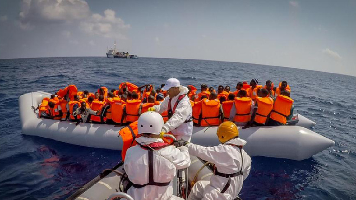 Λιβύη: Φόβοι για εκατοντάδες νεκρούς μετανάστες από βύθιση πλοίου