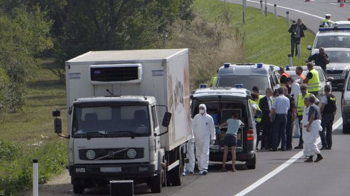 Αυστρία: Ουρές είκοσι χιλιομέτρων στα σύνορα με την Ουγγαρία