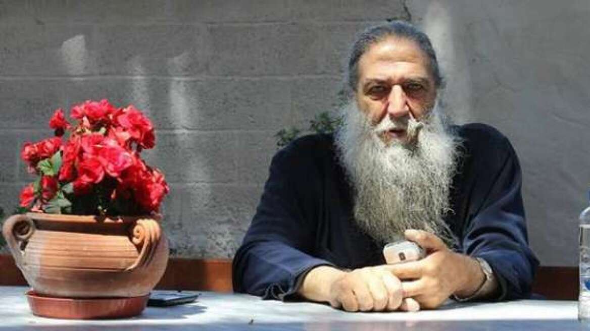 Λέσβος: «Έφυγε» ο παπά Στρατής, ο καλός Σαμαρείτης της Ελλάδας