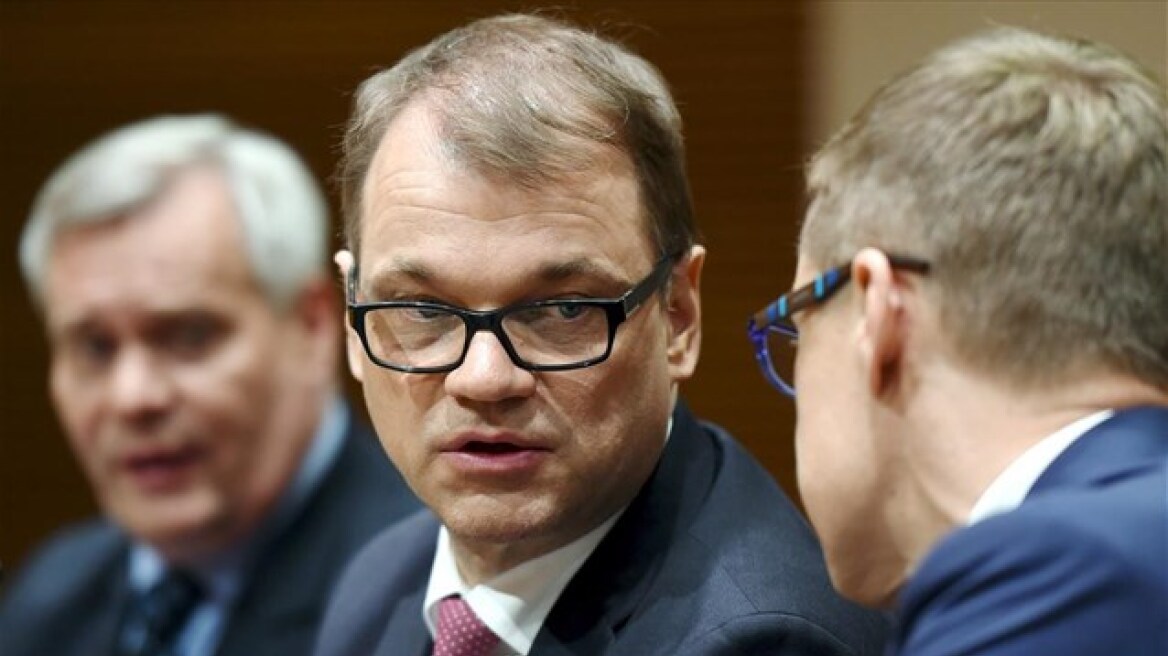 Ο Φινλανδός πρωθυπουργός προσφέρει το σπίτι στους πρόσφυγες