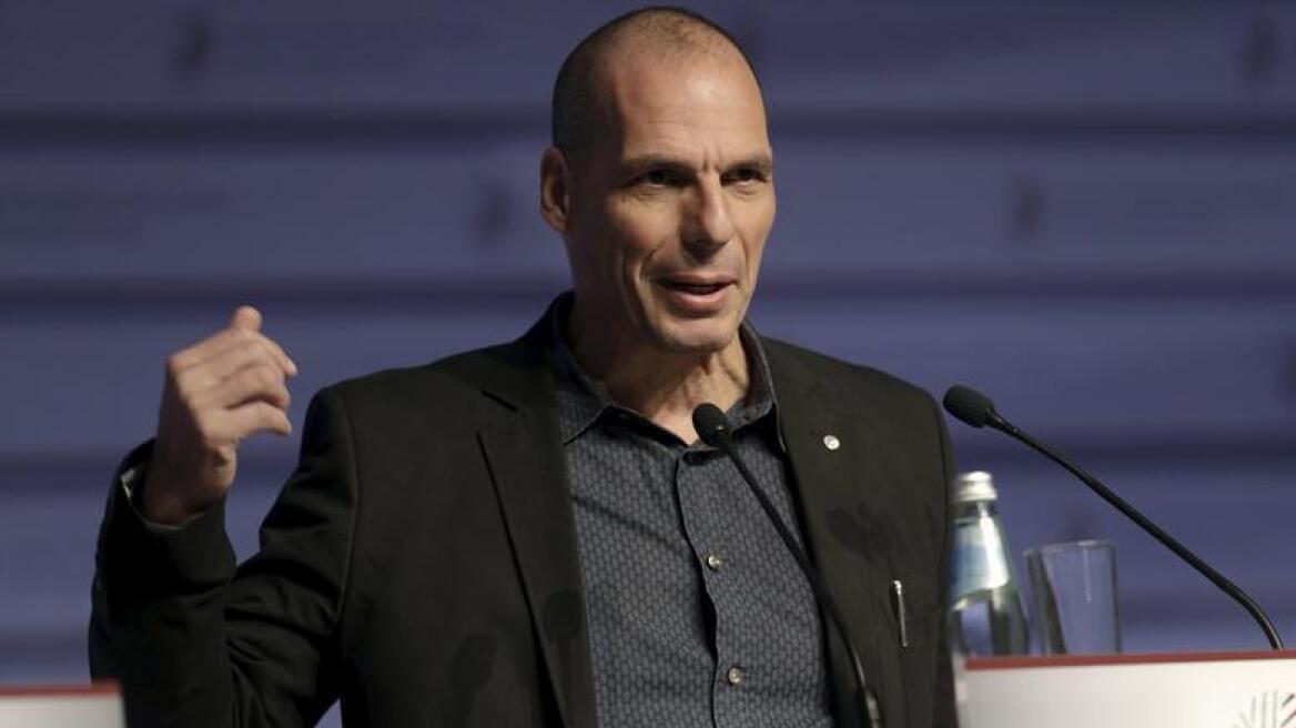 «Απάτη» η θερινή διαπραγμάτευση για την Ελλάδα λένε Βαρουφάκης και 18 οικονομολόγοι