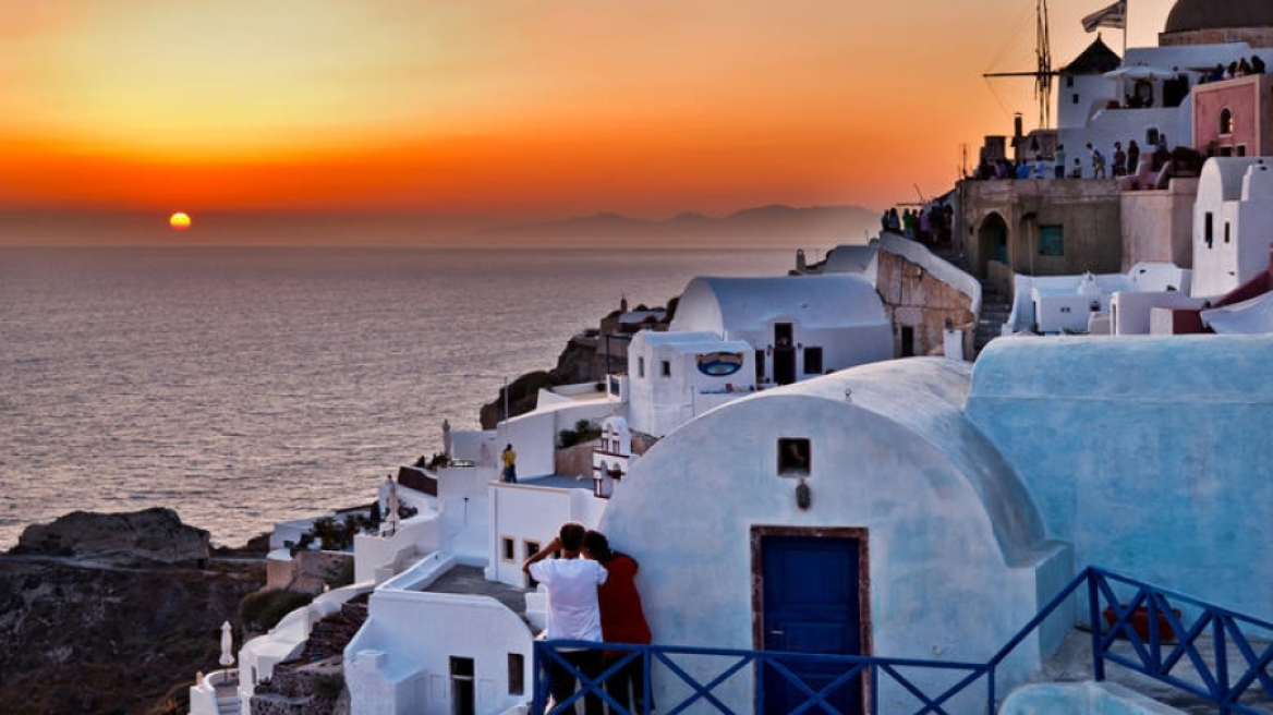 Τρία «αγκάθια» για τον ελληνικό τουρισμό το 2016