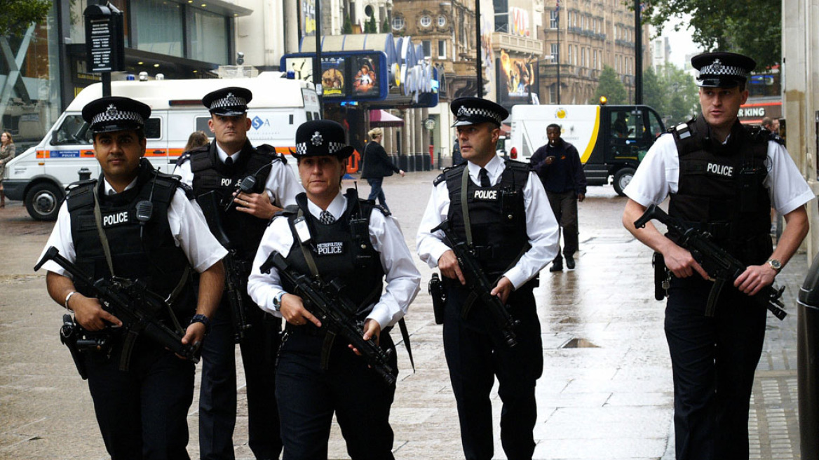 Βρετανία: Ρεκόρ με 299 συλλήψεις για τρομοκρατία σε ένα έτος