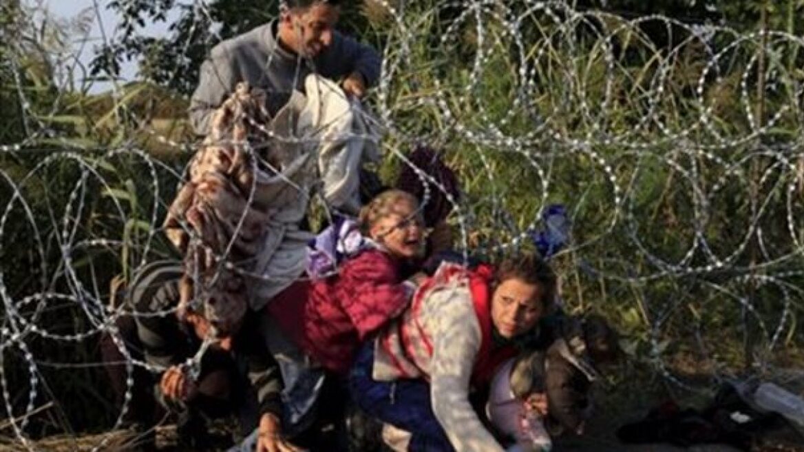 Κινητά... δικαστήρια μεταναστών στήνει στα σύνορα η Ουγγαρία