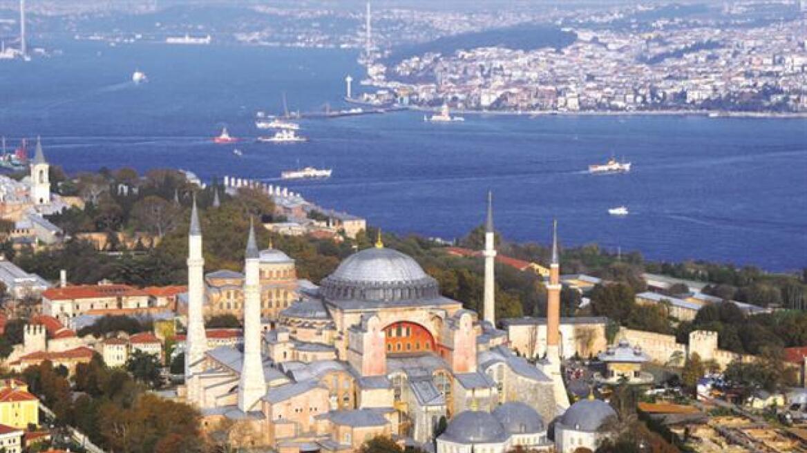 Την Αγιά Σοφιά... τζαμί «ονειρεύεται» ο Τούρκος υπουργός Πολιτισμού!