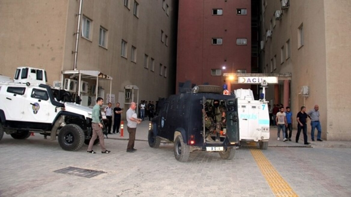 Τουρκία: Νεκροί 2 αστυνομικοί από βόμβα ανταρτών του PKK