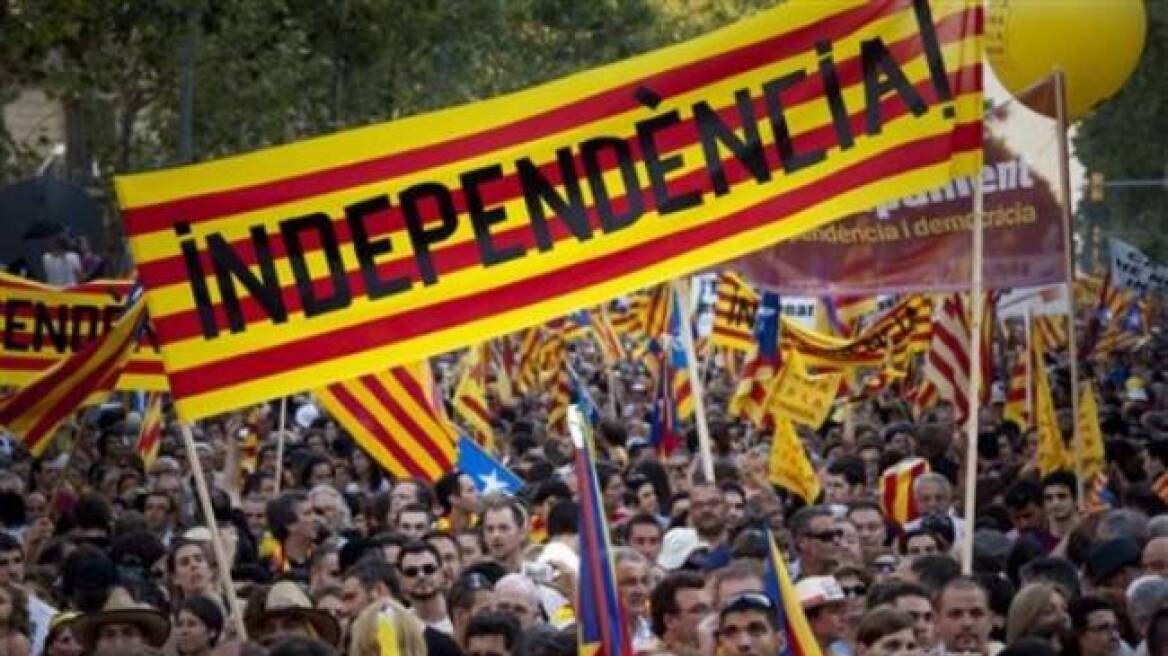 Καταλονία: Απόλυτη πλειοψηφία για τα αυτονομιστικά κόμματα «βλέπει» δημοσκόπηση